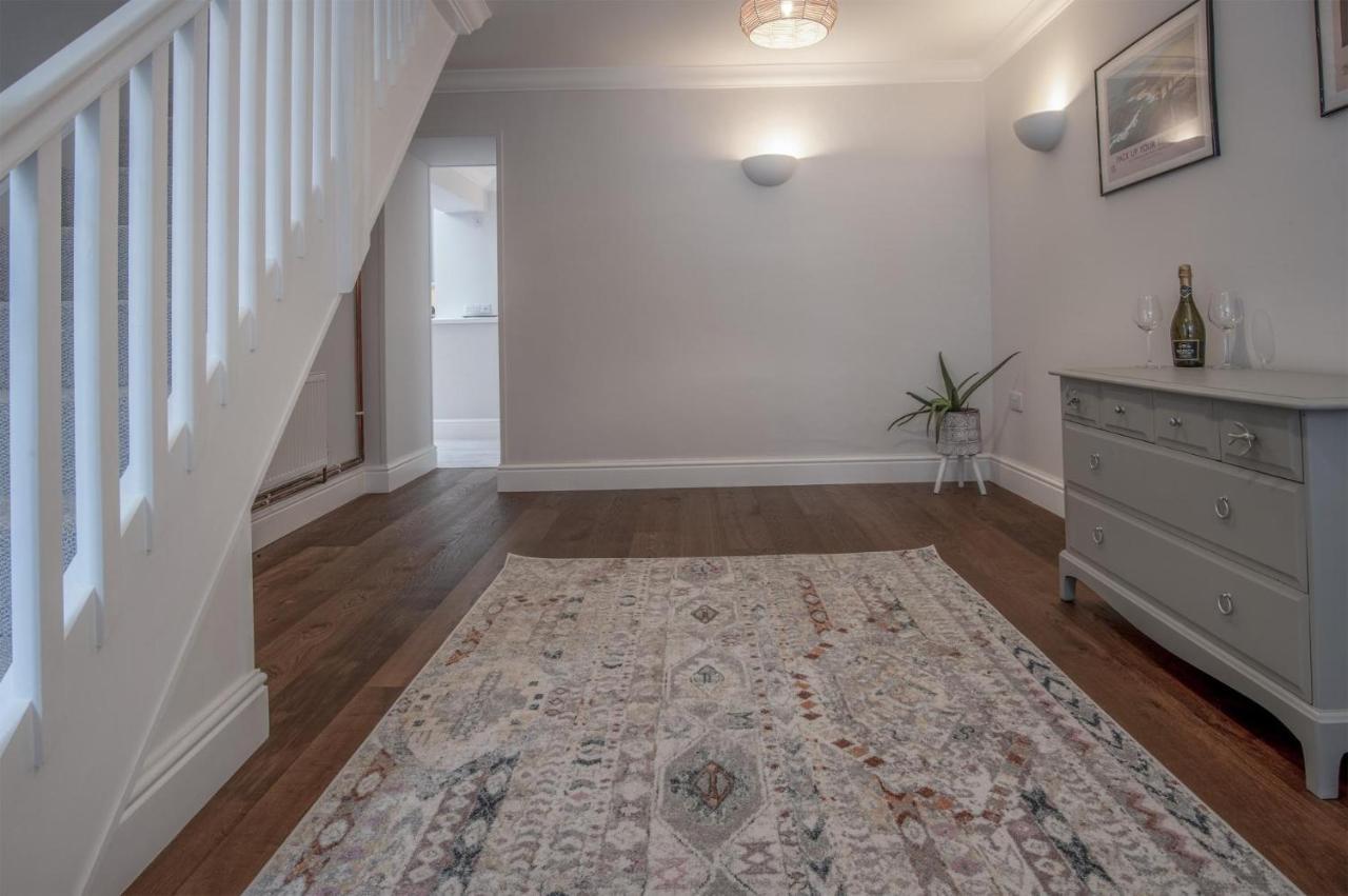 Noe Acre - 3 Bedroom Cottage - Tenby Extérieur photo